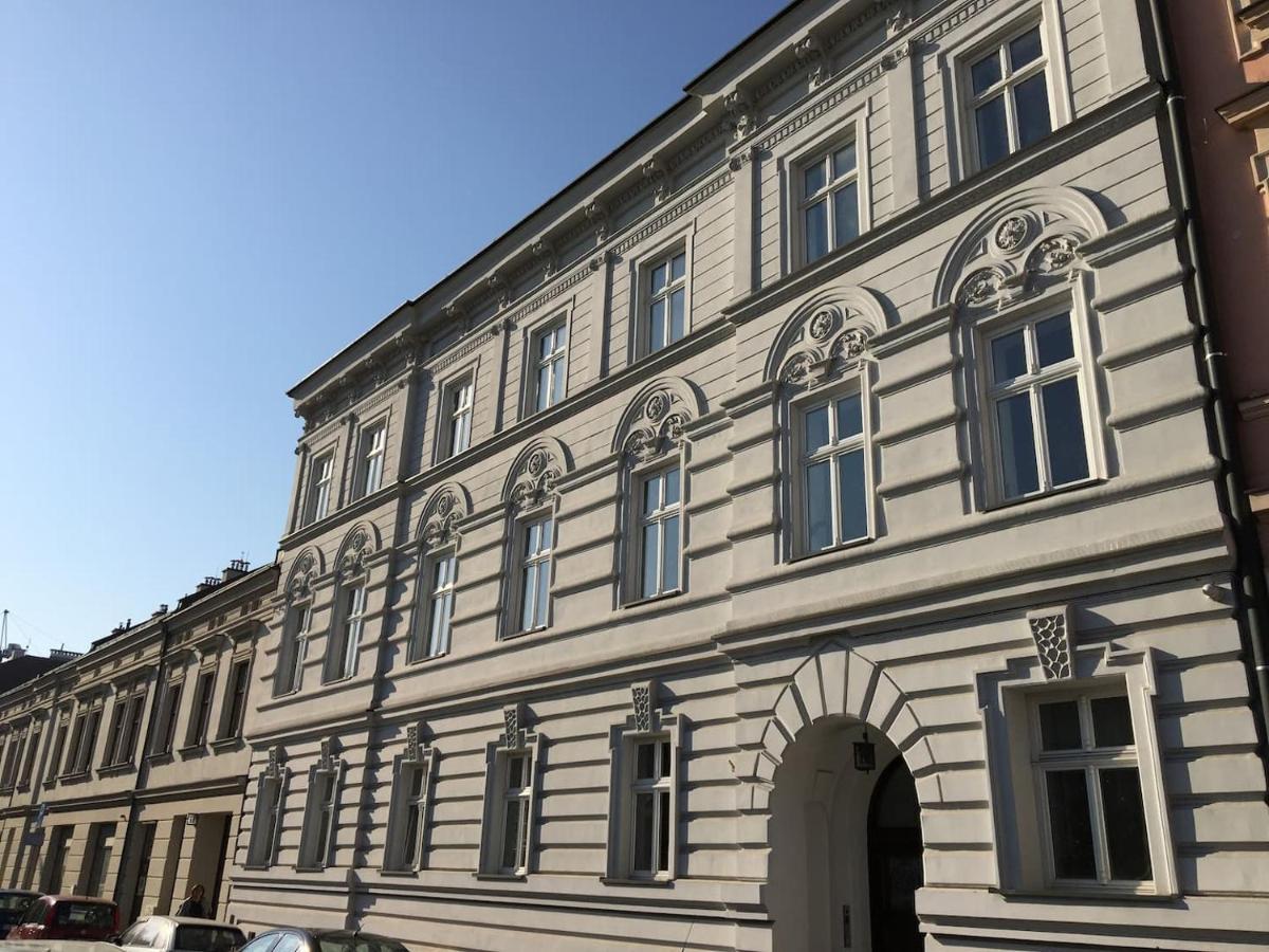Goldfinger 3-Bed Unique Apartment In The Heart Of Podgorze Krakau Exterior foto