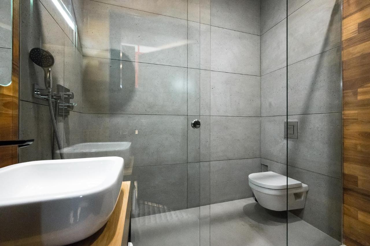Goldfinger 3-Bed Unique Apartment In The Heart Of Podgorze Krakau Exterior foto